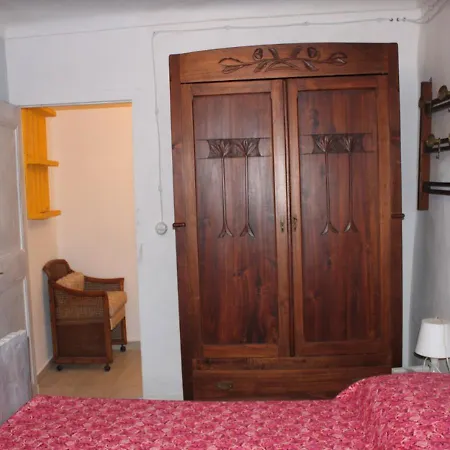 Country House In Valle Arroscia Apartman Vessalico